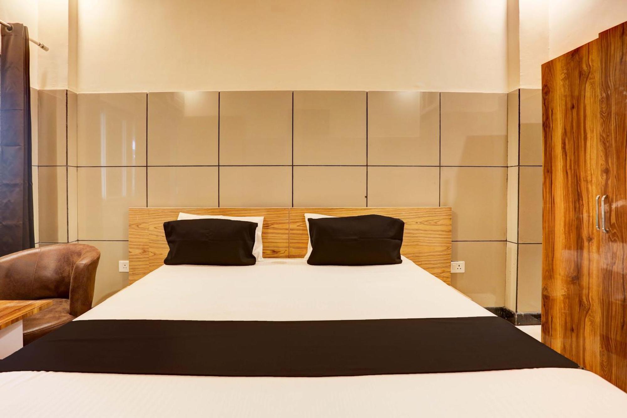 Hotel O 7 Lakhnau Kültér fotó